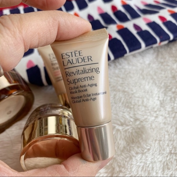 Brand New Estée Lauder 6 Piece Revitalizing Set​ - Picture 5 of 8